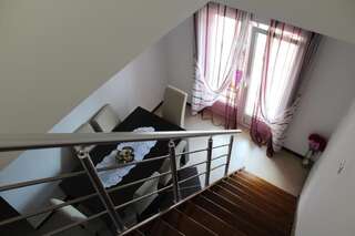 Апартаменты Panorama suites Monte Aria Херцег-Нови Двухуровневые апартаменты с балконом с видом на море-1